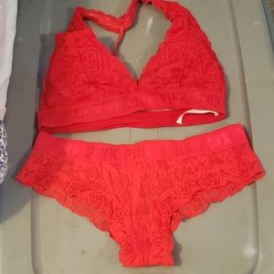 Nwot PINK bralette and undies